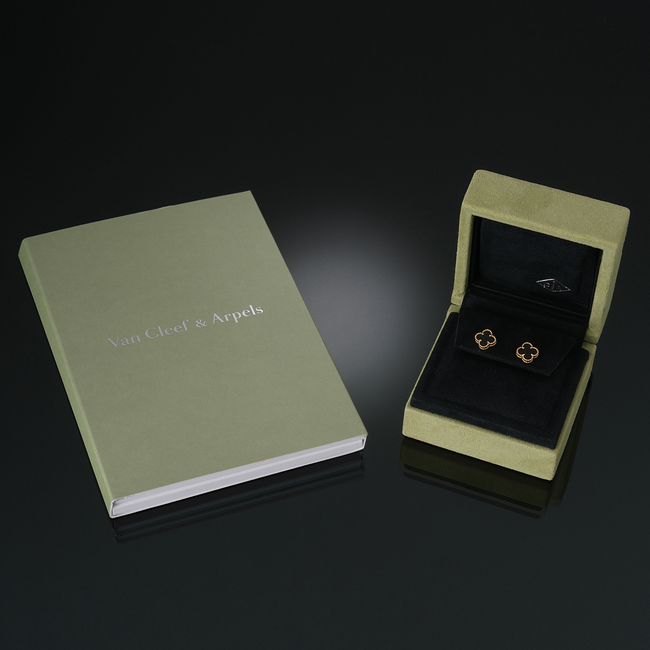 VAN CLEEF & ARPELS(USED)반클리프 스윗 알함브라 이어링 오닉스